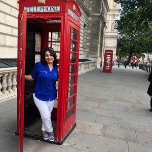 Meet your Posher, Lea